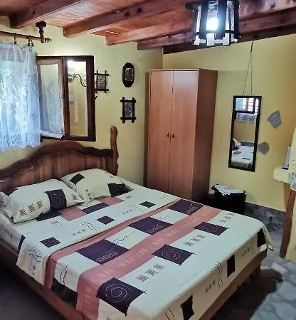 Gostinjska kuća Koliba Oaza Mira 3*