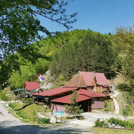 Koliba Oaza Mira Gostinjska kuća 3*