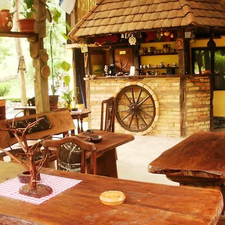 Gostinjska kuća Koliba Oaza Mira 3*