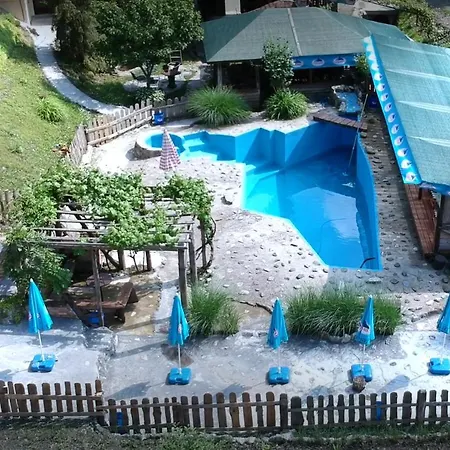 Koliba Oaza Mira Guest house Lopatnica